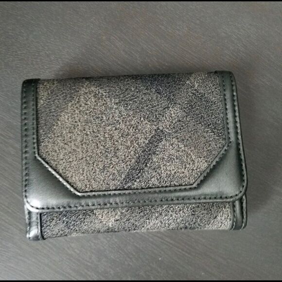 Unique Burberry Metallic Plaid Wallet